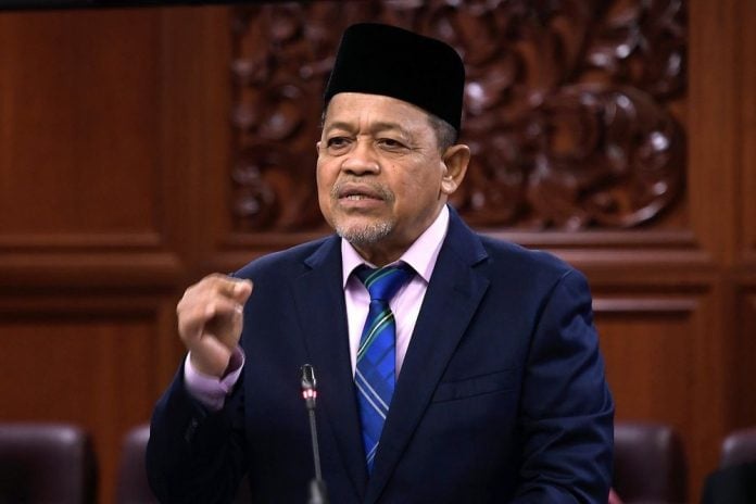 Image from: Itu sumbangan kami! PAS tak menang tak apa, asalkan BN menang -Shahidan