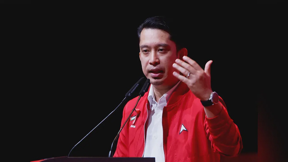 Image from: Hadir berbaju PN di penamaan calon, Albert Tei gelar penyokong PH ‘anjing’ -“Betul, saya sebut”