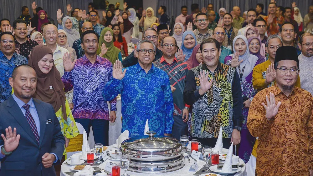 Image from: Dalam tempoh tiga bulan! Dasar BDR penjawat awam berjaya jimatkan subsidi petrol RM7.3 juta
