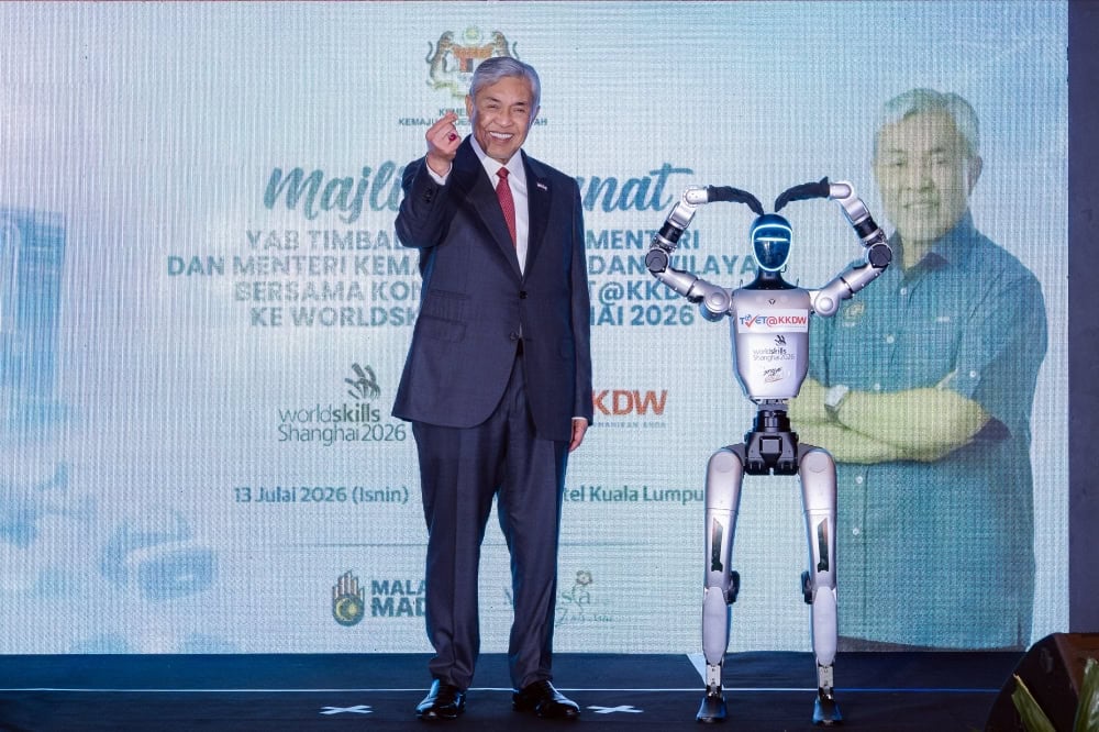 Image from: Tak perlu bangkitkan isu! Zahid Hamidi akan jumpa Kor Ming -“Dia kawan saya..”