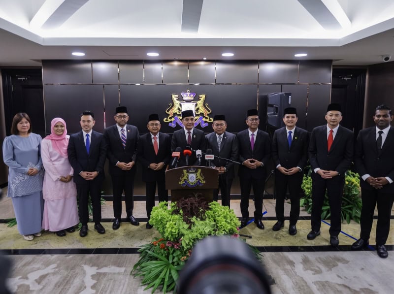 Image from: Johor cipta sejarah! Lantik 10 Timbalan Exco perkukuh pentadbiran negeri