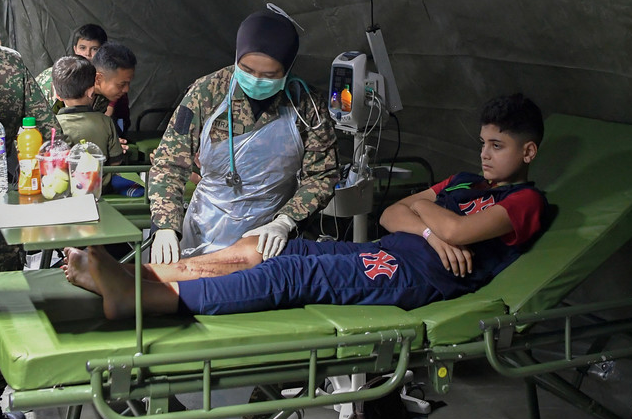 Image from: Di sebalik misi kemanusiaan, CIMIC pacu kejayaan ‘terbangkan’ rakyat Palestin ke Malaysia untuk rawatan