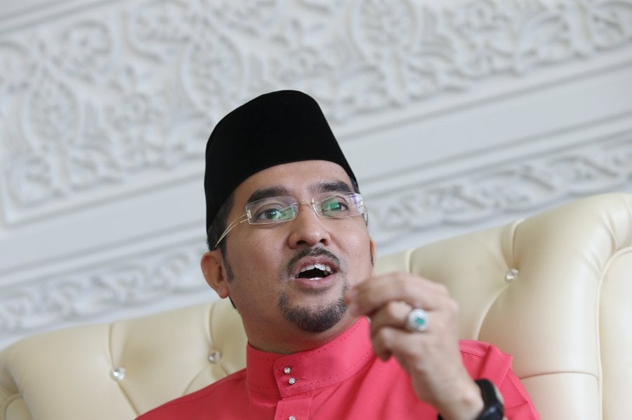 Image from: Dikaitkan isu TH, Asyraf Wajdi nafi terbabit -“Bersungguh nampaknya nak burukkan, bunuh imej saya”