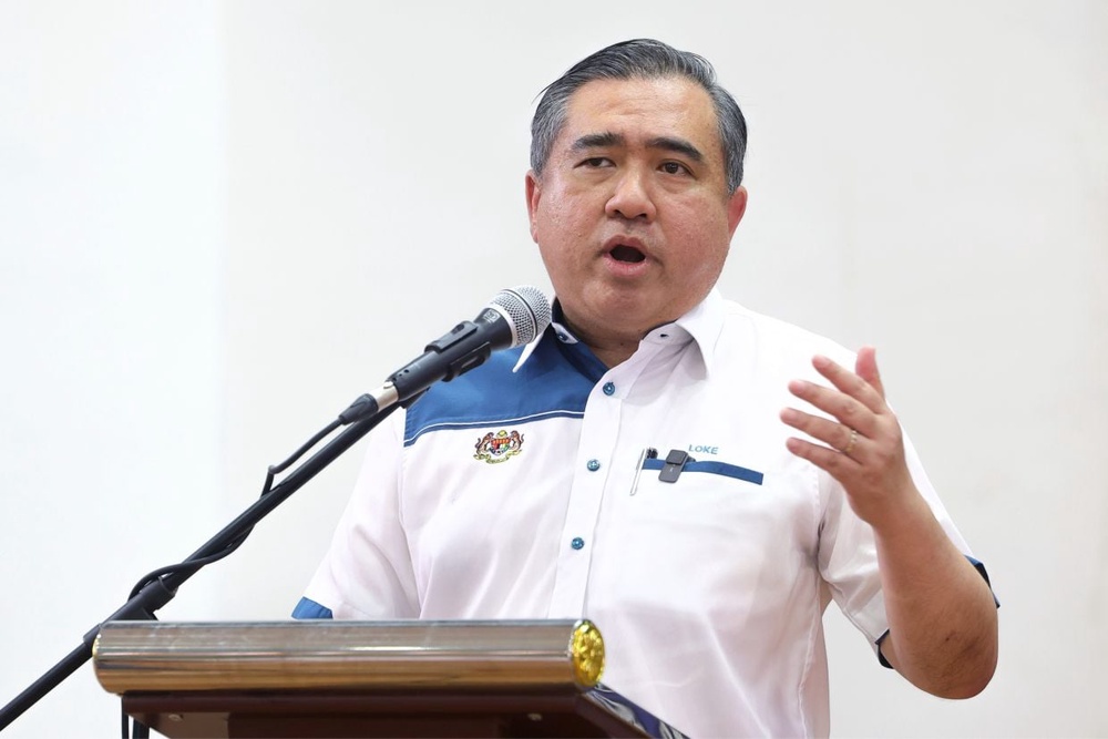 Image from: Juruterbang didakwa seludup dadah, Pemuda MCA gesa Anthony Loke beri penjelasan – “Orang ramai berhak tahu”