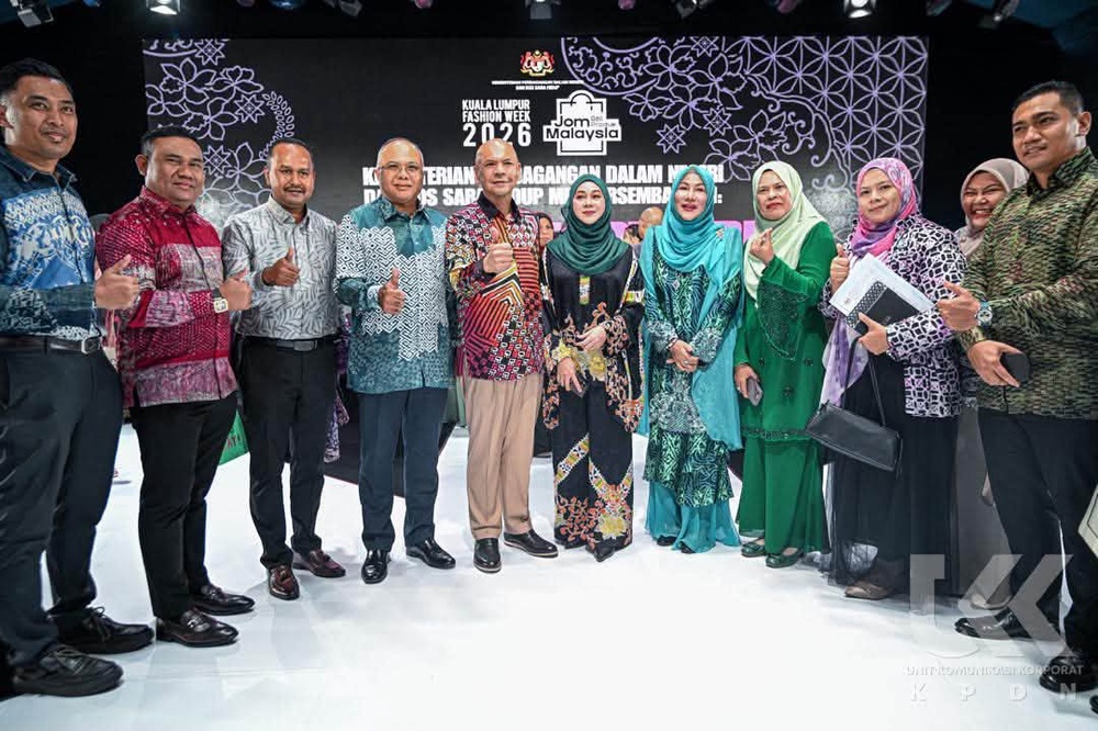 Image from: Batik Malaysia bukan sekadar fesyen, KPDN perkasa produk tempatan menerusi KLFW 2026