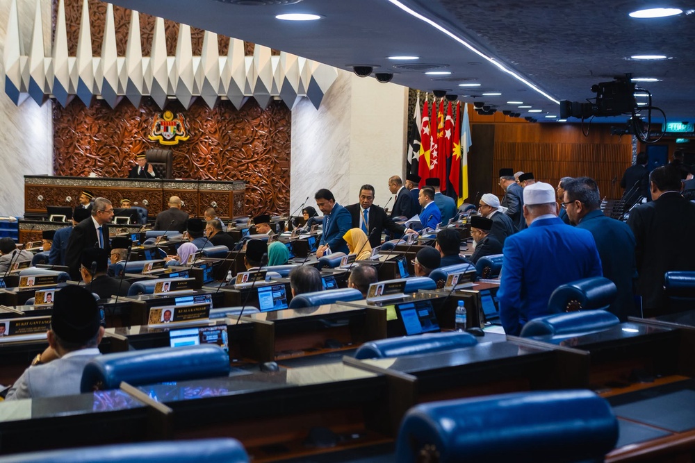 Image from: Mat Sabu kecewa pembangkang keluar Dewan Rakyat! Tegur jangan hanya jaguh di luar, masuk berbahas