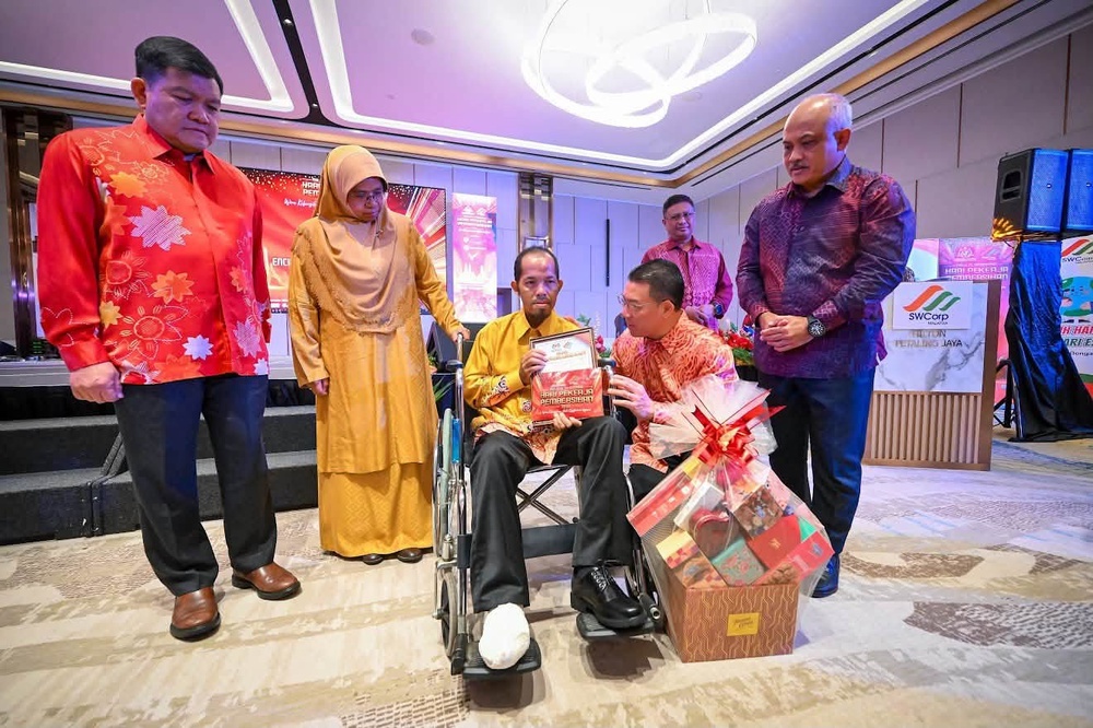 Image from: KPKT kemuka cadangan, ‘wira kebersihan 2026’ dicalon terima pingat kebaktian