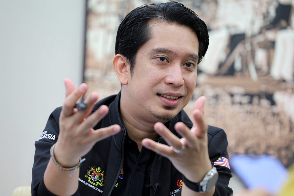 Image from: PRN Melaka: Keputusan Akmal adalah peribadi, rundingan PH-BN masih terbuka -Adam Adli