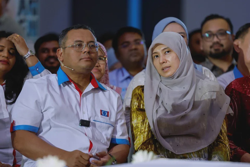 Image from: Nurul Izzah kekal ahli PKR! Lepas jawatan Timbalan Presiden, fokus pengajian lanjutan