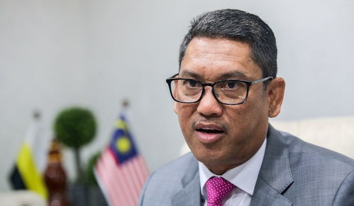 Image from: Seakan rendahkan ROS, Faizal Azumu sindir Takiyuddin -“Hanya beliau yang pandai”