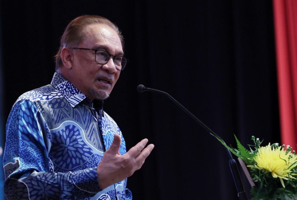 Image from: PM Anwar mahu mahasiswa bebas bersuara -“AUKU diperkenal untuk kawal Anwar Ibrahim”
