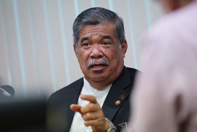 Image from: ‘Tuduh Cina tapi bila bentang RCI, semua yang rosakkan Tabung Haji itu Melayu’ – Mat Sabu
