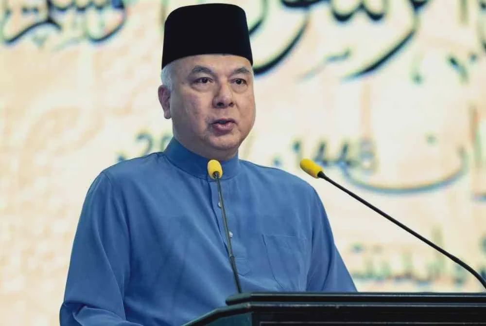 Image from: Sultan Nazrin tegur krisis adab dalam kalangan Melayu – “Sebar aib hirau dosa, jadi permusuhan”