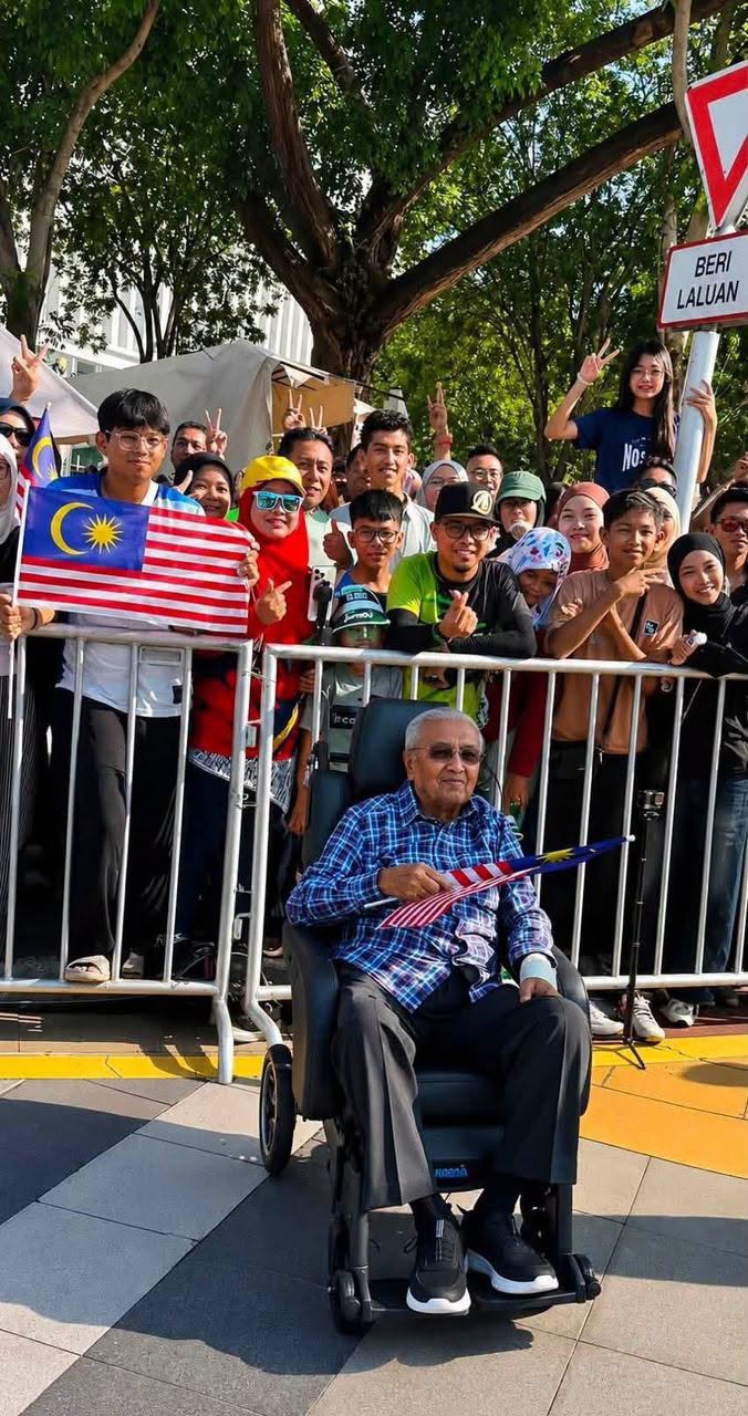 Image from: Isu Tun M hadir di SHKM: King Sing nasihat rakyat tenang, jangan buat kesimpulan beremosi