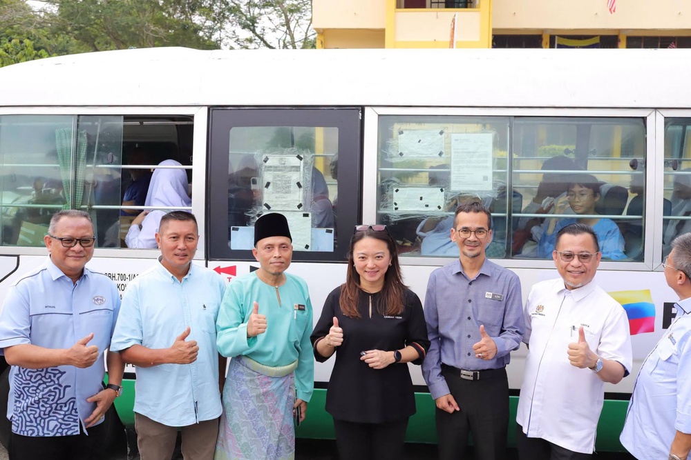 Image from: Masa depan tak sepatutnya disekat! Pengangkutan jadi halangan, 437 pelajar Labuan bakal dibantu – Hannah Yeoh