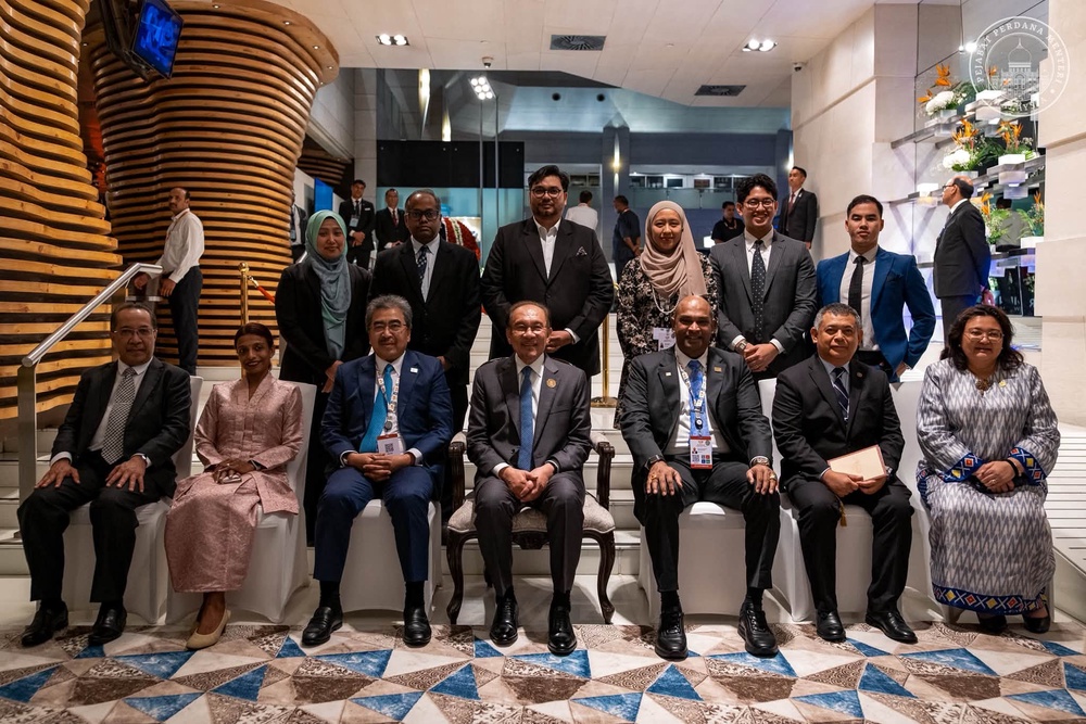 Image from: Pengampunan Najib: PAS patut faham peraturan! Jangan tangguk di air keruh – PM Anwar