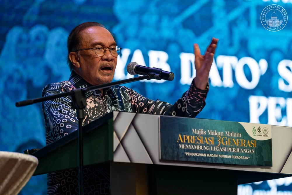Image from: PM Anwar tempelak ‘penunggang’ Islam, Melayu! Riuh melaung bangsa, akhlak & idealisme pula diketepikan