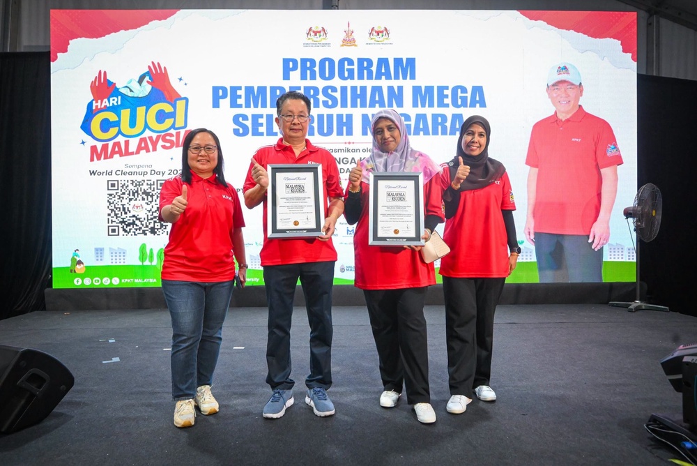 Image from: Hari Cuci Malaysia 2026 pecah 2 rekod MBOR, lebih 272,000 rakyat turun padang!
