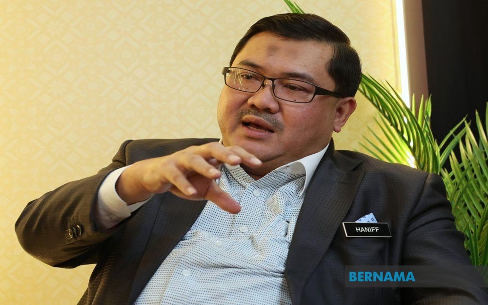 Image from: Bukan lagi kerja lapuk! KPKM gesa anak muda teroka teknologi pertanian