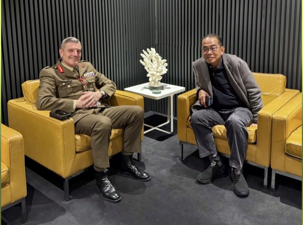 Image from: Khaled Nordin tiba di Australia, perkukuh hubungan pertahanan Malaysia-Australia