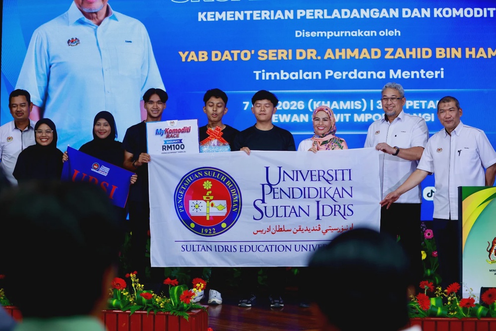 Image from: Skuad Agrikomoditi dekatkan generasi muda dengan dunia komoditi – Noraini