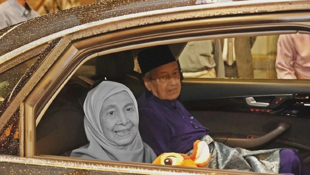 Image from: Jasa takkan dilupakan, Tun Dr Hasmah ‘ibu’ skuad Piala Thomas 1992 – Razif Sidek