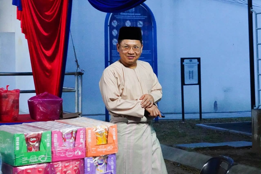 Image from: Jerebu: Sekolah ditutup, Pemuda UMNO Johor saran majikan benarkan ibu bapa ‘WFH’