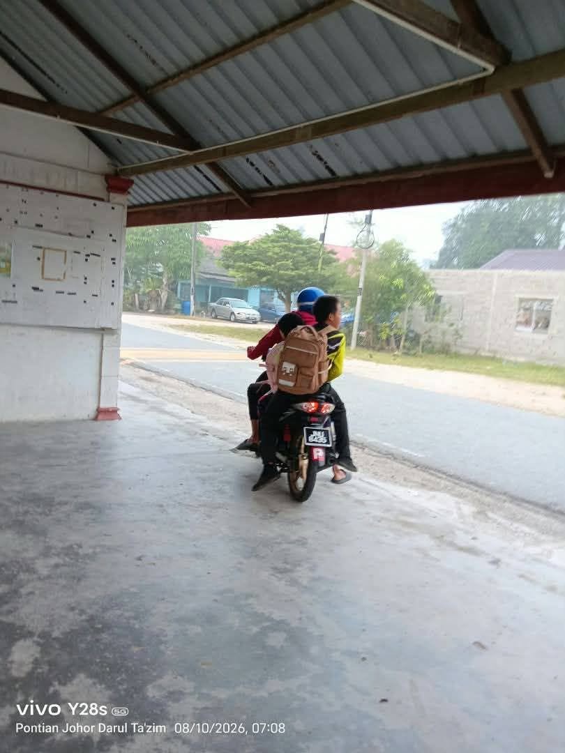 Image from: Tragedi Jerebu: “Saya dah beritahu tak payah pergi sekolah” -Ibu 3 beradik maut kemalangan