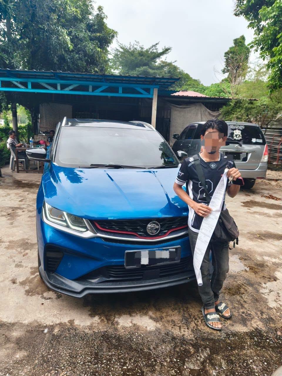 Image from: Bergaya pandu Proton X50! Lelaki Rohingya ‘kantoi’ tiada lesen