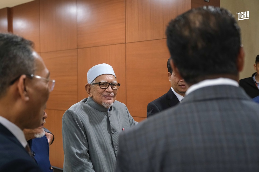 Image from: “Jangan bergantung pada pengampu-pengampu” -Hadi titip pesan kepada PM Anwar