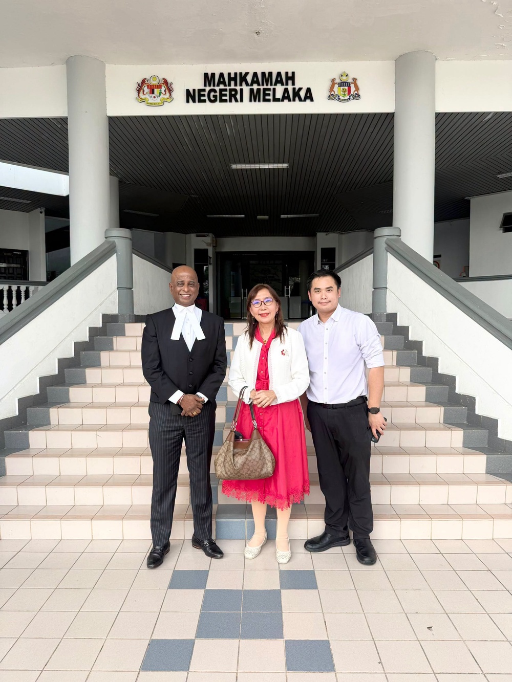Image from: Kes saman fitnah Teresa Kok: Mahkamah arah Akmal Saleh bayar ganti rugi RM300,000