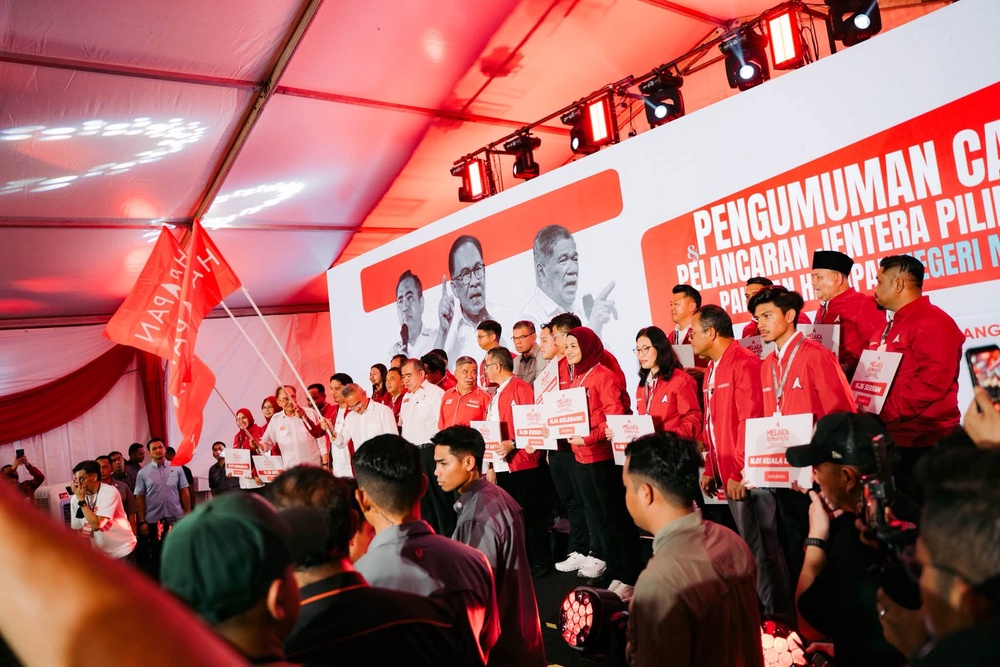 Image from: Guna ‘kabel’ PM Anwar? Adly pertahan Mukhlis Mubin, wakil rakyat perlu ada jaringan!