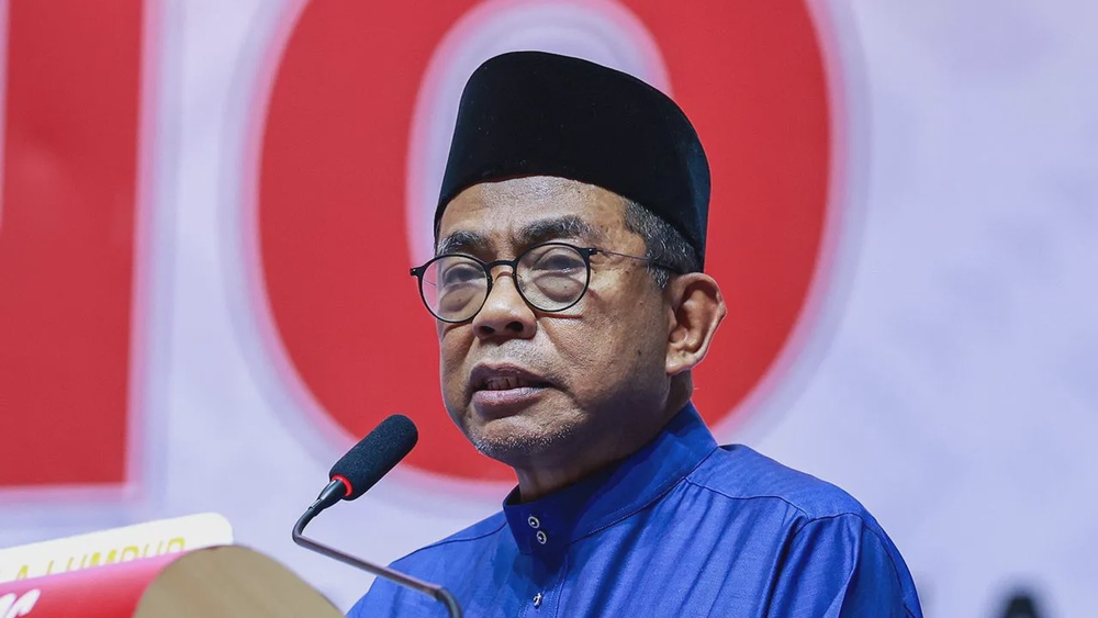 Image from: PAS nak guna logo BN? Khaled Nordin jawab UMNO terbuka tapi bukan semua pihak!