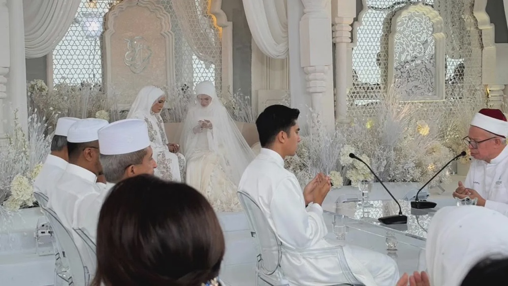 Image from: Gemuruh nak nikah! Space Dollah dedah Syed Saddiq berlatih lafaz akad nikah 99 kali