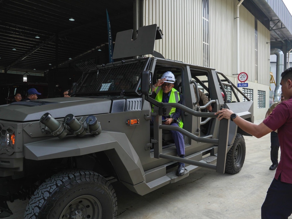 Image from: Kontrak MRO aset pertahanan syarikat asing tak disambung, beri keutamaan syarikat tempatan – MINDEF