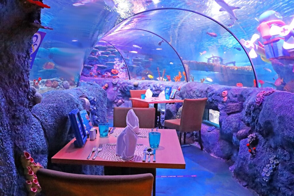 Image from: LEGOLAND Malaysia Brings Back Underwater Dining