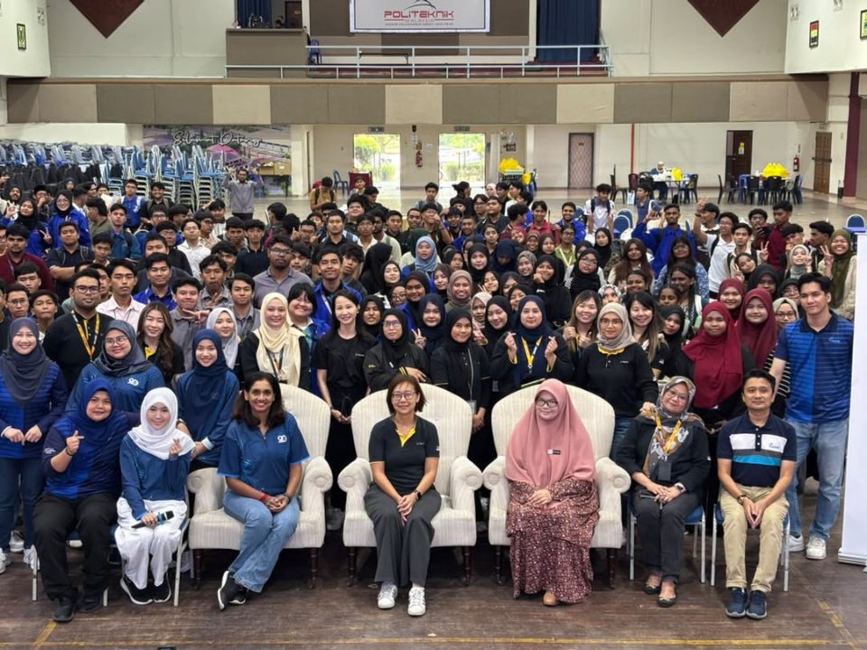 Image from: Sun Life Malaysia Expands InsureLit Programme to Strengthen Financial Skills for TVET Students