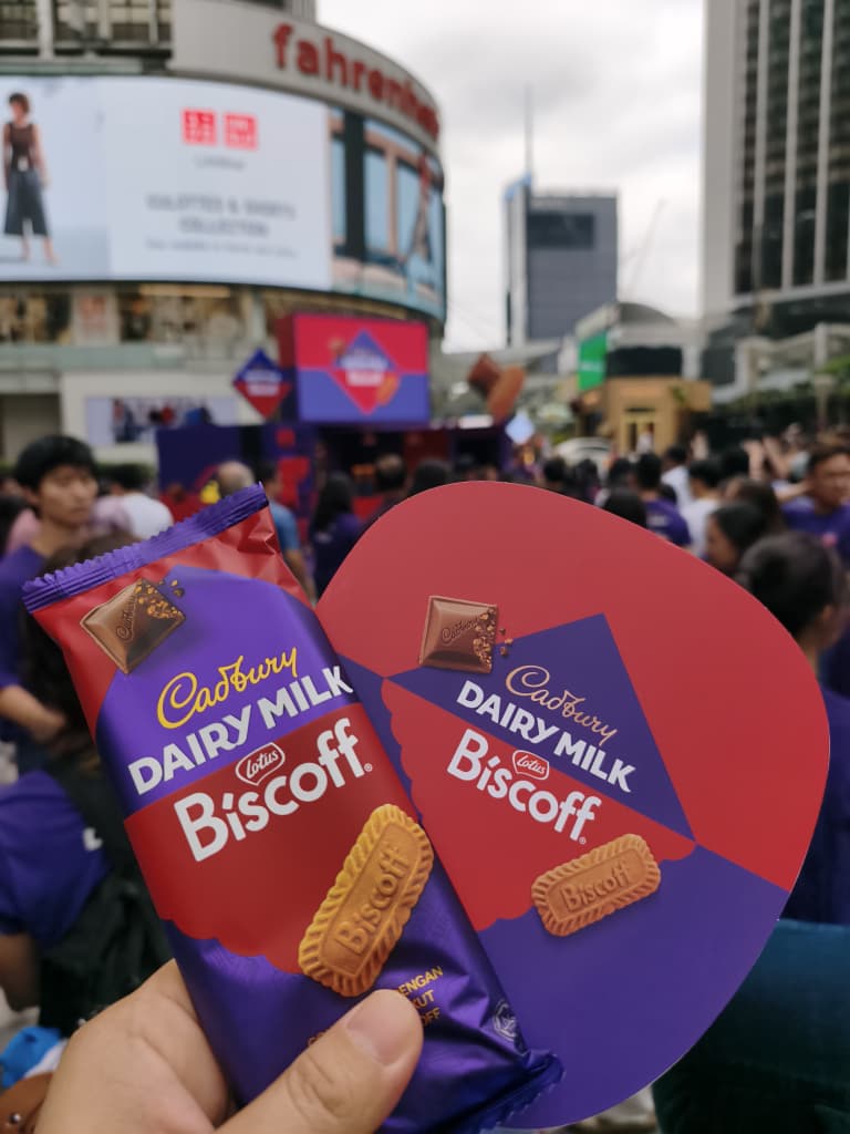 Image from: Cadbury Dairy Milk x Lotus Biscoff Debuts in Malaysia, Celebrating Local Manufacturing Excellence