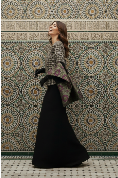 Image from: Malaysian Batik Fashion Finds New Space at The Curve