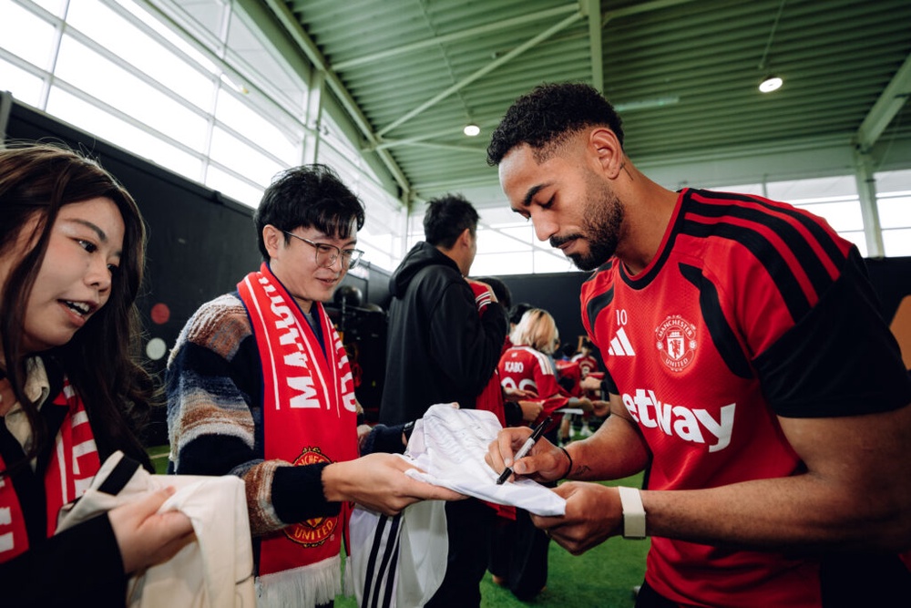 Image from: Malaysian Manchester United Fans Take Their Stories to Old Trafford