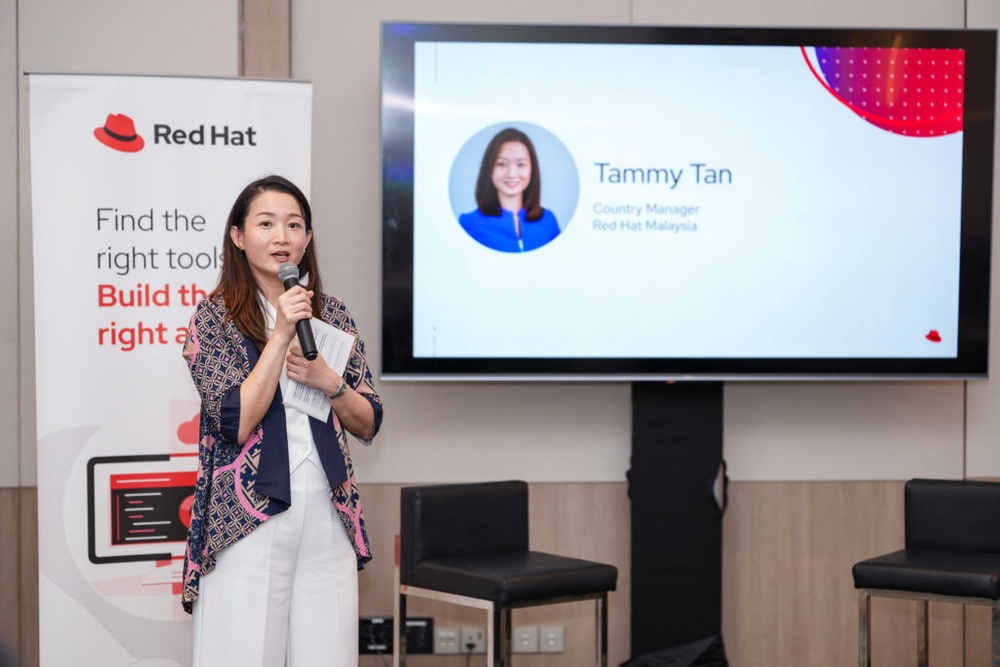 Image from: Hong Leong Bank Advances Digital Banking with Open Source