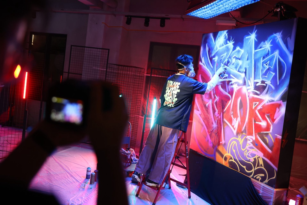 Live graffiti artist performance at the Canon Created To Explore event in Kuala Lumpur