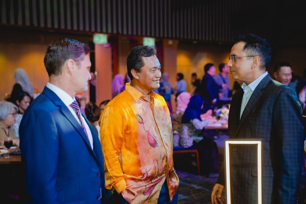 Guests networking at Flavours of KLCC 2027
