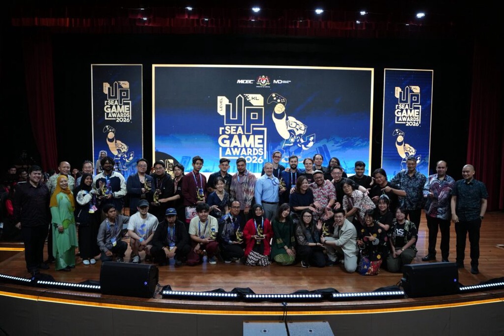 SEA Game Awards 2026 winners celebrating with trophies