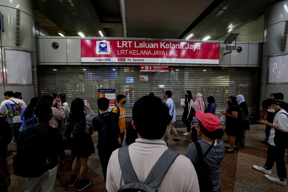 Operasi LRT laluan Kelana Jaya kembali pulih – Rapid Rail
