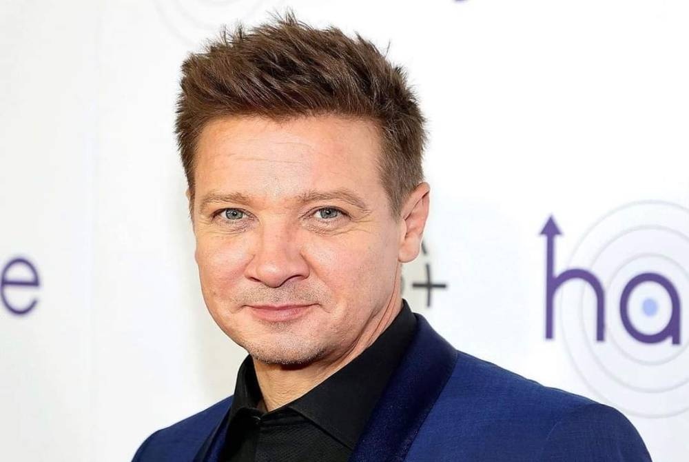 Marvel actor Renner says 'messed up' after snow plow accident