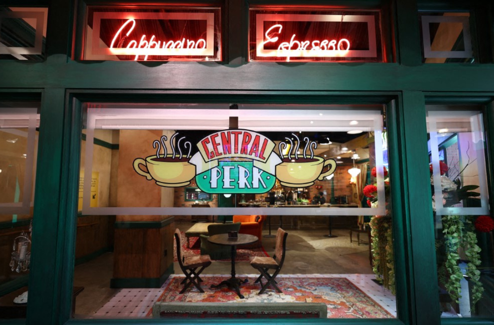 Friends Like These Ny To Get Central Perk Cafe From Beloved Sitcom