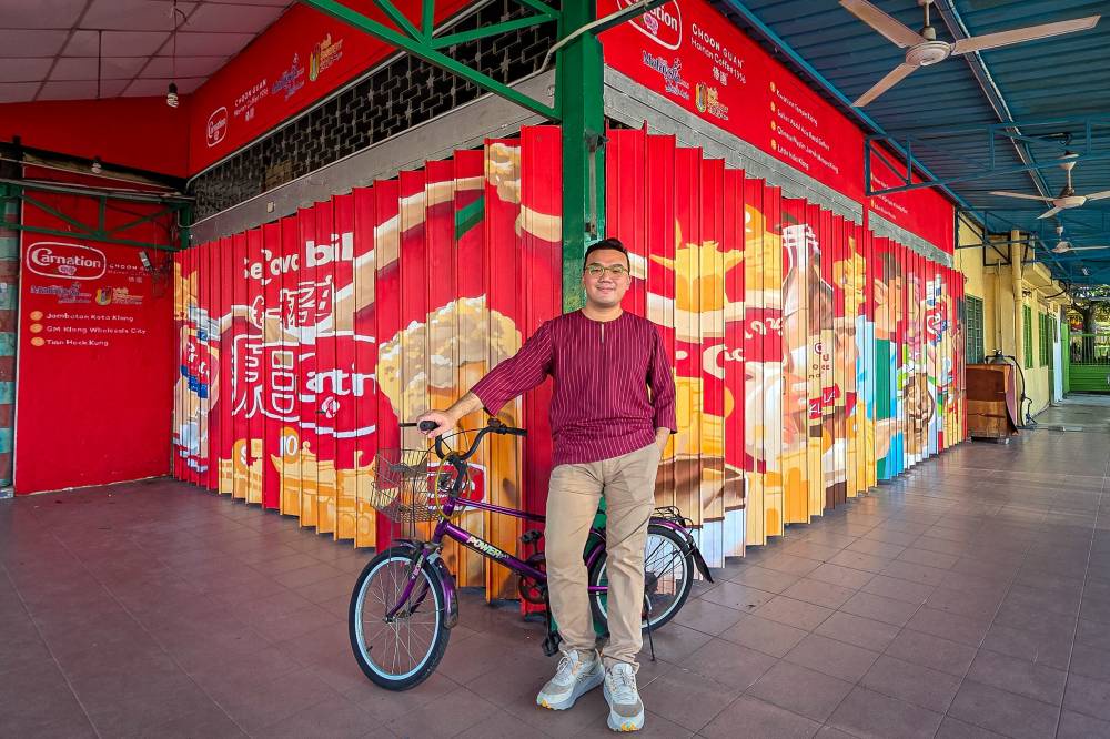 Image from: Third-generation kopitiam promotes Klang through bottled coffee