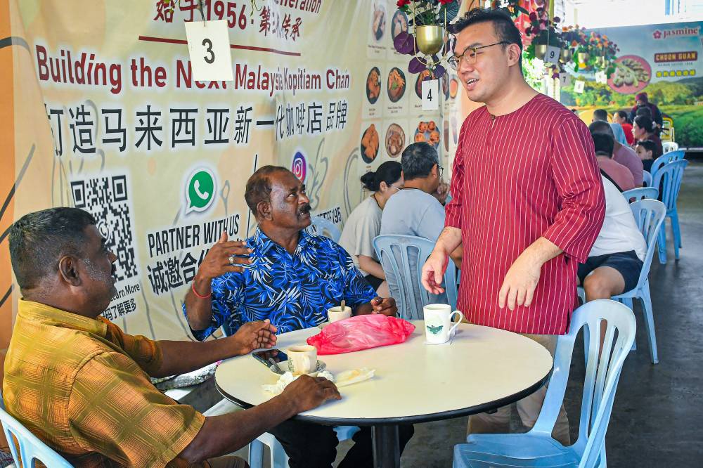 Image from: Third-generation kopitiam promotes Klang through bottled coffee