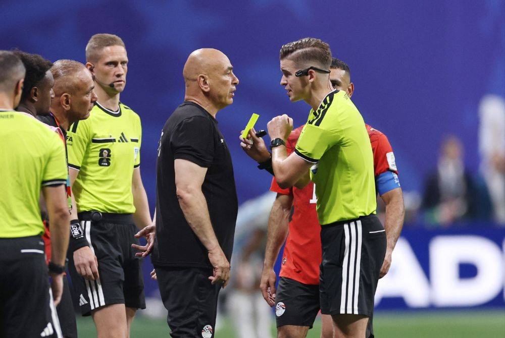 Image from: ‘The world is watching’ - Egypt coach posted referee François Letexier’s picture on Instagram